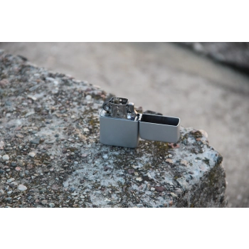 Zapalniczka Benzynowa z Gotowym Grawerem Mustanga Gentelo na Prezent