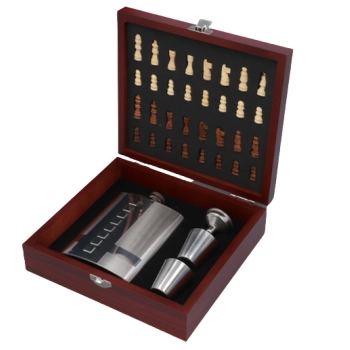 Zestaw Prezentowy Gentelo:  Szachy + Piersiówka + Kieliszki + Lejek