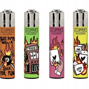 Zestaw 4 Zapalniczek Płomieniowych Krzesiwowych CLIPPER Games On Fire//poprawic zdjecie