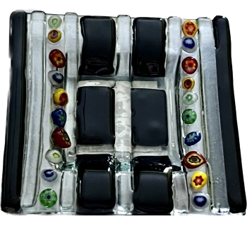 Elegancka Przezroczysta Kwadratowa Popielniczka Kolorowa Szklana 8 x 8 cm