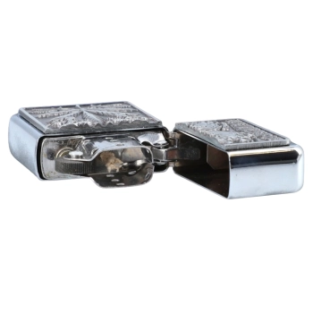 Elegancka Zapalniczka Benzynowa z Czachą Otoczoną Liśćmi Marihuany Gentelo