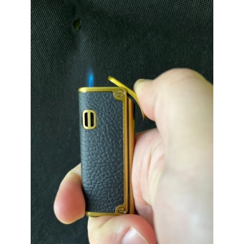 Złota Zapalniczka Gazowa Żarowa Pokryta Czarną Skórą JET na Gaz Gentelo