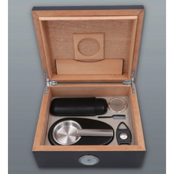 Ekskluzywny Humidor Z Akcesoriami Do Cygar Z Drewna Cedrowego